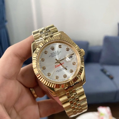 Tặng Hộp Đẹp Đồng Hồ Nam RoLex Sapphire R022 36/40mm Trắng Pin Nhật Giảm Giá 2.550.000₫ 8 Tặng Hộp Đẹp Đồng Hồ Nam RoLex Sapphire R022 36/40mm Trắng Pin Nhật Giảm Giá 2.550.000₫ 8