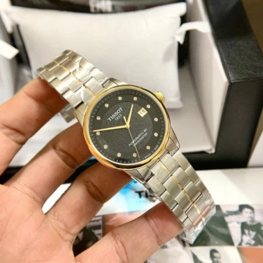 Tặng Hộp Đồng Hồ Nam Tiss0t Sapphire TA52 42mm Mặt Trơn Cơ Nhật – 2.419.000₫ 3 Tặng Hộp Đồng Hồ Nam Tiss0t Sapphire TA52 42mm Mặt Trơn Cơ Nhật – 2.419.000₫ 3