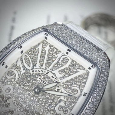 Tặng Hộp - Đồng hồ nữ Franck Muller đá sang trọng, BH 24 tháng, 2.345.000₫ Tặng Hộp - Đồng hồ nữ Franck Muller đá sang trọng, BH 24 tháng, 2.345.000₫