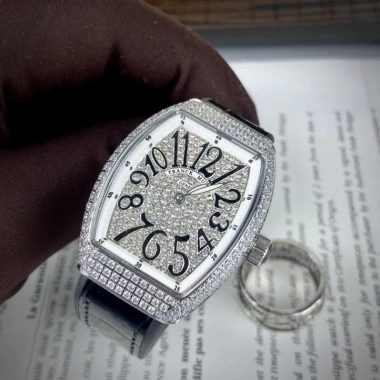 Tặng Hộp - Đồng hồ nữ Franck Muller đá sang trọng, BH 24 tháng, 2.345.000₫ 11 Tặng Hộp - Đồng hồ nữ Franck Muller đá sang trọng, BH 24 tháng, 2.345.000₫ 11