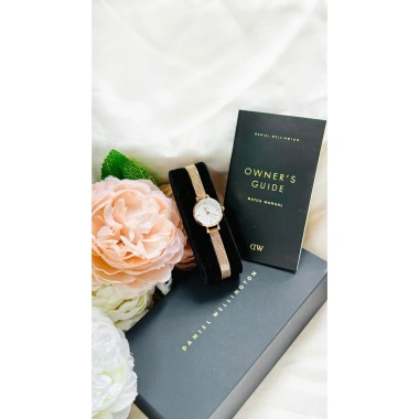 Tặng vòng tay – Đồng hồ nữ Daniel Wellington Petite Mini dây thép, giảm giá 1,4tr