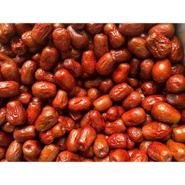 Táo đỏ Hòa Điền - Trái to, thịt ngọt tự nhiên, ăn trực tiếp hoặc nấu chè, giá ưu đãi 31.500₫