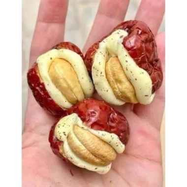 Táo đỏ kẹp sữa hạt điều mix vị sữa và cacao - Giảm còn 45.000đ, thơm ngon, giàu dinh dưỡng 3