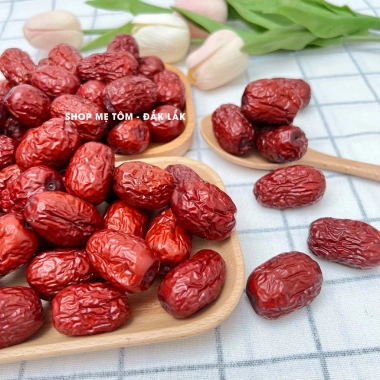 Táo đỏ khô ngọt shop mẹ Tôm - Giá chỉ 35.000, xuất hoá đơn công ty đầy đủ