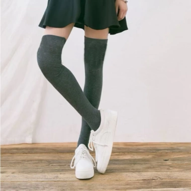 Tất bắp đùi trên đầu gối cho nàng - Thời trang sexy, siêu nhẹ, giảm giá 55.000đ 6 Tất bắp đùi trên đầu gối cho nàng - Thời trang sexy, siêu nhẹ, giảm giá 55.000đ 6