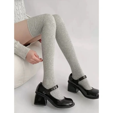 Tất bắp đùi trên đầu gối cho nàng - Thời trang sexy, siêu nhẹ, giảm giá 55.000đ 8 Tất bắp đùi trên đầu gối cho nàng - Thời trang sexy, siêu nhẹ, giảm giá 55.000đ 8