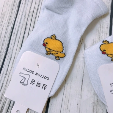 Tất cổ ngắn hình chú gà vàng, mềm mại, giá siêu ưu đãi cho bé 15.000 VNĐ