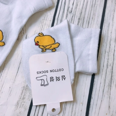 Tất cổ ngắn hình chú gà vàng, mềm mại, giá siêu ưu đãi cho bé 15.000 VNĐ
