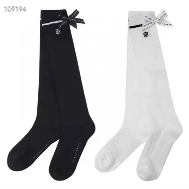 Tất golf nữ hàng chính hãng 2.024 - Giá tốt, mỏng thoáng, giảm còn 90.000đ