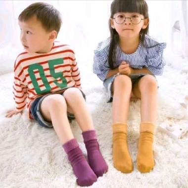 Tất lót lông cổ cao cho bé gái 2-8 tuổi - Siêu mềm, giá chỉ 18.000 VND 3