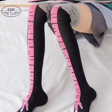 Tất nữ cao đến đầu gối cotton họa tiết gà chân 3D vuốt ngộ nghĩnh FSSG - Giá 57.240đ 6