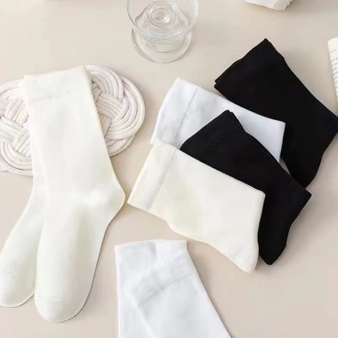 Tất nữ cổ cao Ladi OFFICIAL STORE cotton 3 màu Đen Trắng Kem, giá 7.990₫ 9