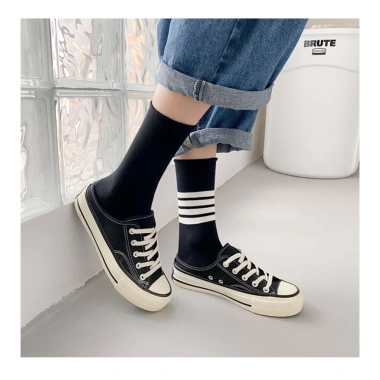 Tất nữ cổ cao ulzzang Hàn 18cm cotton dày dặn 83% và 4 sọc Qu ốc, giá ưu đãi 24.000đ 6 Tất nữ cổ cao ulzzang Hàn 18cm cotton dày dặn 83% và 4 sọc Qu ốc, giá ưu đãi 24.000đ 6
