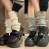 Tất ống chân dệt kim đen trắng giữ ấm mùa đông phong cách Y2K Jengiang Lolita Nhật Bản – chỉ 30.000₫