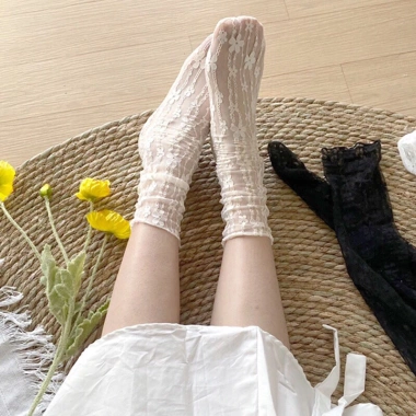 Tất ren Nhật Bản nữ lưới mỏng hình hoa - Giá chỉ 26.000đ giảm mạnh 6