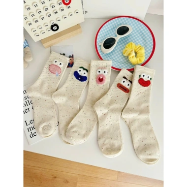 Tất Vớ Cổ Cao Họa Tiết Biểu Cảm Màu Tiêu Siêu Hot Phong Cách Hàn BC - Giá chỉ 13.900đ