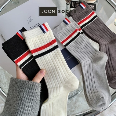 Tất vớ nữ nam sọc thom cao cổ dài trắng JOON cotton dày co giãn 4 chiều đẹp Hàn Quốc giá chỉ 49.000