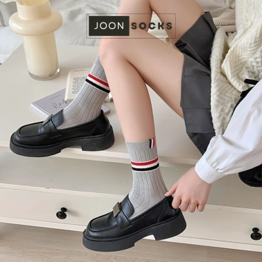 Tất vớ nữ nam sọc thom cao cổ dài trắng JOON cotton dày co giãn 4 chiều đẹp Hàn Quốc giá chỉ 49.000