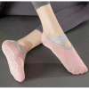 Tất Vớ Yoga Nữ Cổ Ngắn Thấp Quai Chéo Cotton Chống Trượt Thoáng Mát - 26.600₫ 2