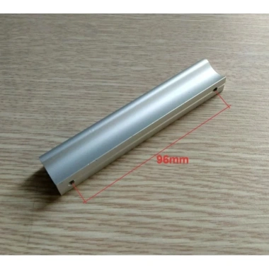 Tay nắm hộc tủ, cánh tủ chất lượng cao - Giá chỉ 15.000đ, giảm so với 18.450đ