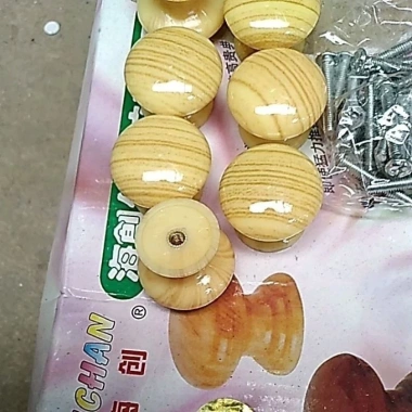 Tay nắm nhựa bền, giá ưu đãi 6.000₫ giảm từ 7.740₫ - tiện lợi cho mọi công việc 3 Tay nắm nhựa bền, giá ưu đãi 6.000₫ giảm từ 7.740₫ - tiện lợi cho mọi công việc 3