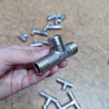 Tê ren ngoài inox phi 21 (15) - Lắp bệt, cân, lệch, giá sỉ 18.000 VNĐ 6