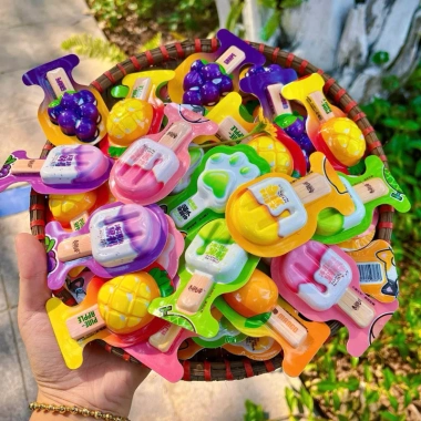 Thạch 1KG Mix Ngẫu Nhiên 75-82 Que Sữa Chua Phô Mai & Kem Trái Cây - Chỉ 89.999đ 2 Thạch 1KG Mix Ngẫu Nhiên 75-82 Que Sữa Chua Phô Mai & Kem Trái Cây - Chỉ 89.999đ 2