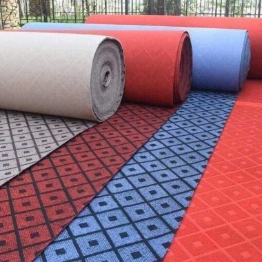 Thảm ca rô đỏ 6m2 (2x3m) - Trải sàn đa năng cho văn phòng, phòng khách, phòng ngủ - Giá ưu đãi 330.000 VND 6 Thảm ca rô đỏ 6m2 (2x3m) - Trải sàn đa năng cho văn phòng, phòng khách, phòng ngủ - Giá ưu đãi 330.000 VND 6