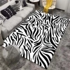 Thảm in hình ngựa vằn - Trang trí phòng ngủ, phòng khách, sofa, sàn - Giá ưu đãi 226.612₫ 2