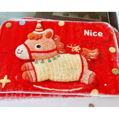Thảm lông hình ngựa Tết 2.026 - Độ bền cao, mềm mại, giá chỉ 45.000 VNĐ 3 Thảm lông hình ngựa Tết 2.026 - Độ bền cao, mềm mại, giá chỉ 45.000 VNĐ 3