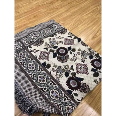 Thảm thổ cẩm vintage hình hướng dương 1m9×2m3 - Giá chỉ 105.000 VNĐ