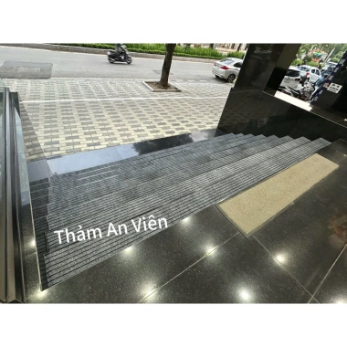 Thảm trải bậc thang cao su chống trượt, giảm tiếng ồn và bụi, bền lâu - 296.000₫ 4