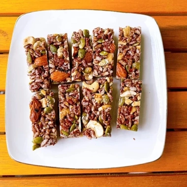 Thanh cơm gạo lứt rong biển, mix hạt granola Ăn kiêng giảm cân chỉ 69.000 VND 4 Thanh cơm gạo lứt rong biển, mix hạt granola Ăn kiêng giảm cân chỉ 69.000 VND 4