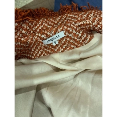 Thanh lý áo dạ sz S-M vừa dưới 52kg - Giá 615k giảm còn 500k, chất liệu mịn, lịch lãm
