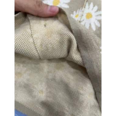 Thanh lý áo len Mango size S, tình trạng 95% - Giá chỉ 300.000 VNĐ