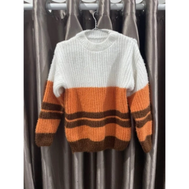 Thanh lý áo len sz M bling nhũ nhẹ - Giá chỉ 250.000đ, giảm tới 20%