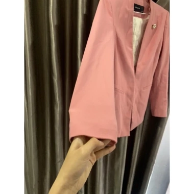 Thanh lý blazer Zara size XS S M - Giá 380.000đ, còn mới, chất liệu sang trọng 3