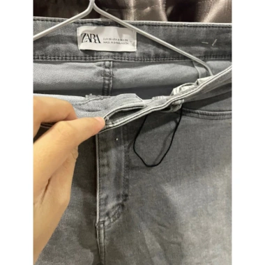 Thành lý jean Zara size 36 tương đương S - Giá ưu đãi 270.000đ, giảm từ 332.100đ