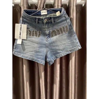 Thanh lý quần miu Newtag size S: chỉ 700.000đ, chất mịn, thiết kế hiện đại