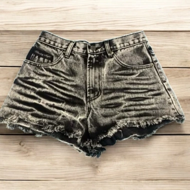 Thanh lý quần short jean sz s eo dưới 68 - Giá 150.000, co giãn, trẻ trung