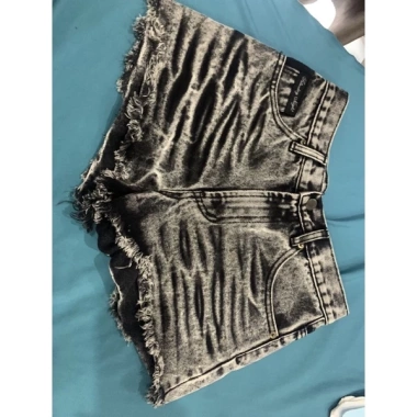 Thanh lý quần short jean sz s eo dưới 68 - Giá 150.000, co giãn, trẻ trung
