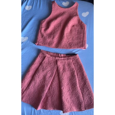 Thanh lý set Zara TRF size XS eo 68 quay đầu - Giá chỉ 400.000 VNĐ, giảm mạnh