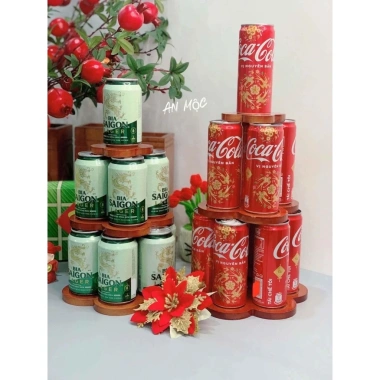 Tháp gỗ HOA MAI 3 tầng Tết 2.026 nâng cấp 3 thanh trụ bày bia nước ngọt đẹp mắt