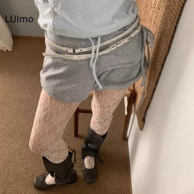 Thắt lưng da hai lớp phong cách Y2K đinh tán Unisex - Phụ kiện sành điệu, giá ưu đãi 76.662₫