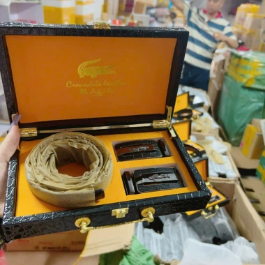 Thắt lưng nam da bò cao cấp mặt cá sấu, bản to, da mềm, hộp gỗ sang trọng - 60.000 VND