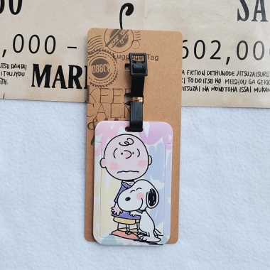 Thẻ Hành Lý Vỏ Cứng Snoopy Charlie Puppy - Kéo Thẻ Máy Bay, Dây Chuyền Tên 0KEA