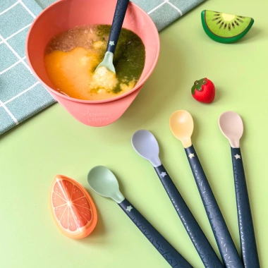 Thìa Ăn Dặm Tommee Tippee Softee Kháng Khuẩn - An Toàn cho Bé Yêu, Giá 69.000 VNĐ