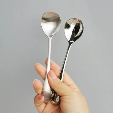 Thìa bé inox 316 Vogue Ella đúc nguyên khối ăn cơm cháo sup - Giá chỉ 49.000 VND giảm từ 63.210 4 Thìa bé inox 316 Vogue Ella đúc nguyên khối ăn cơm cháo sup - Giá chỉ 49.000 VND giảm từ 63.210 4