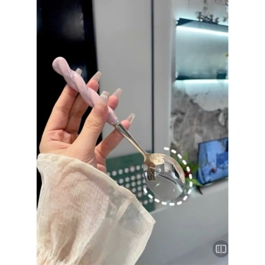 Thìa inox ăn cơm tay cầm ngọc trai không rỉ, cao cấp dày cán dài - chỉ 17.000₫