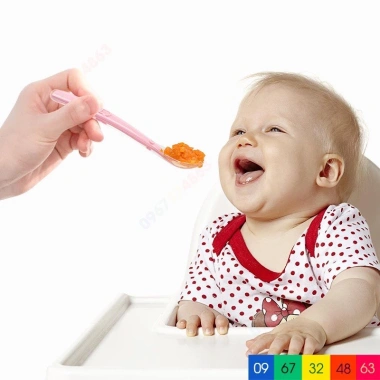Thìa silicon ăn dặm Jubon set 2 cái suốt mềm mại cho bé - Giá 25.000 Uni Baby